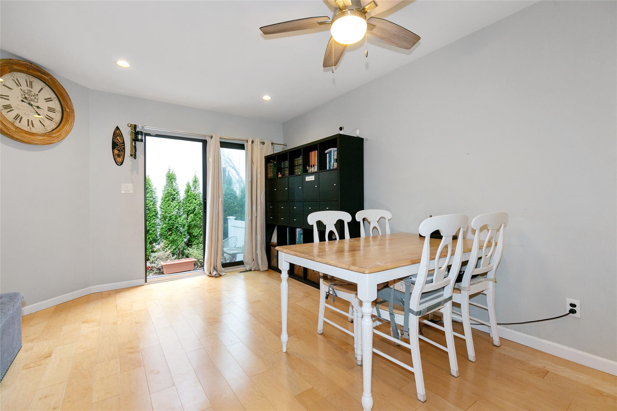 10 Wooleys Lane #B-1, Great Neck, New York image 13
