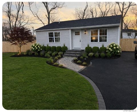 Homes For Sale - 661 College Road<br/> Farmingville, NY 11738