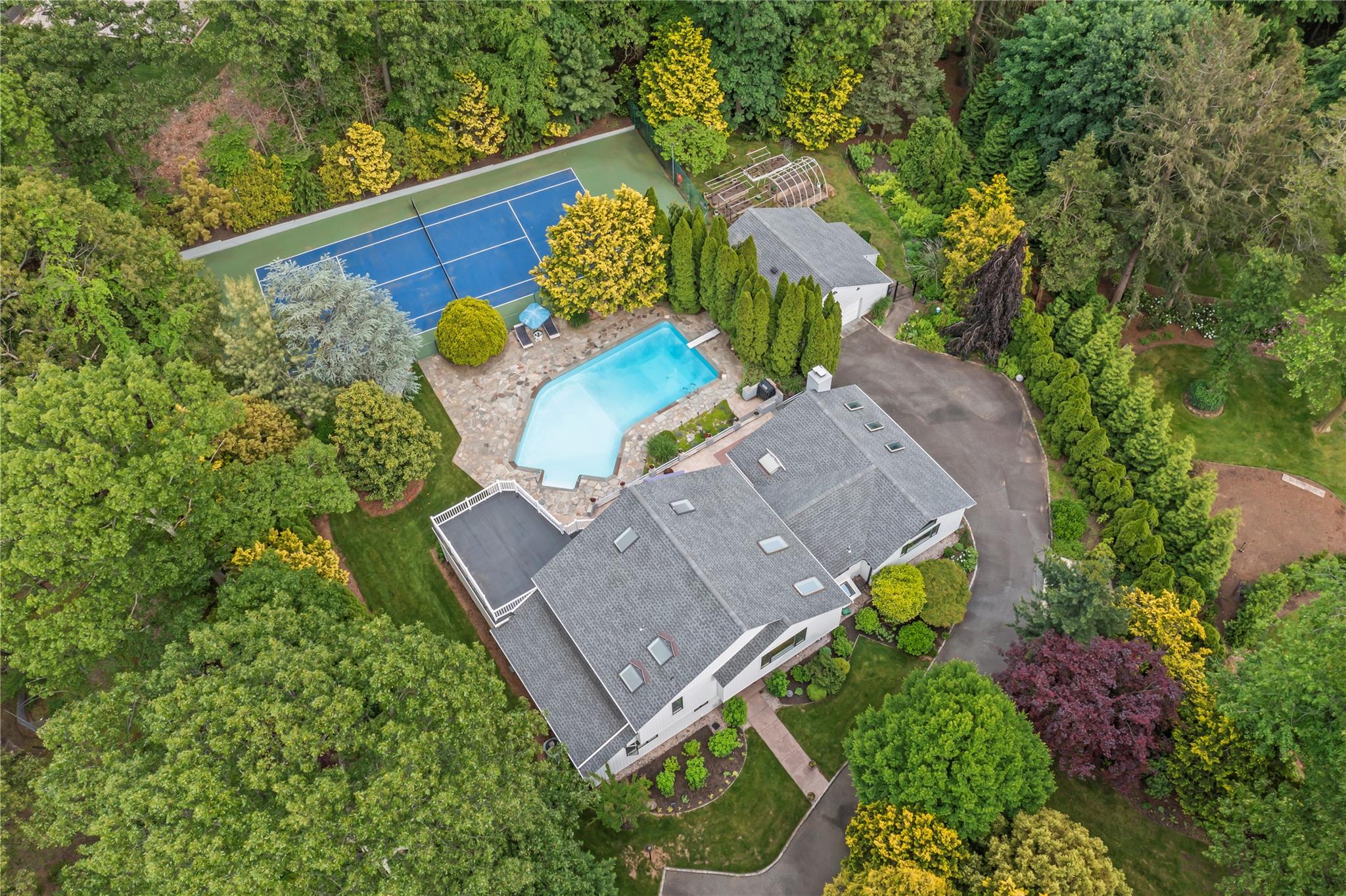 17 Oakmere Drive