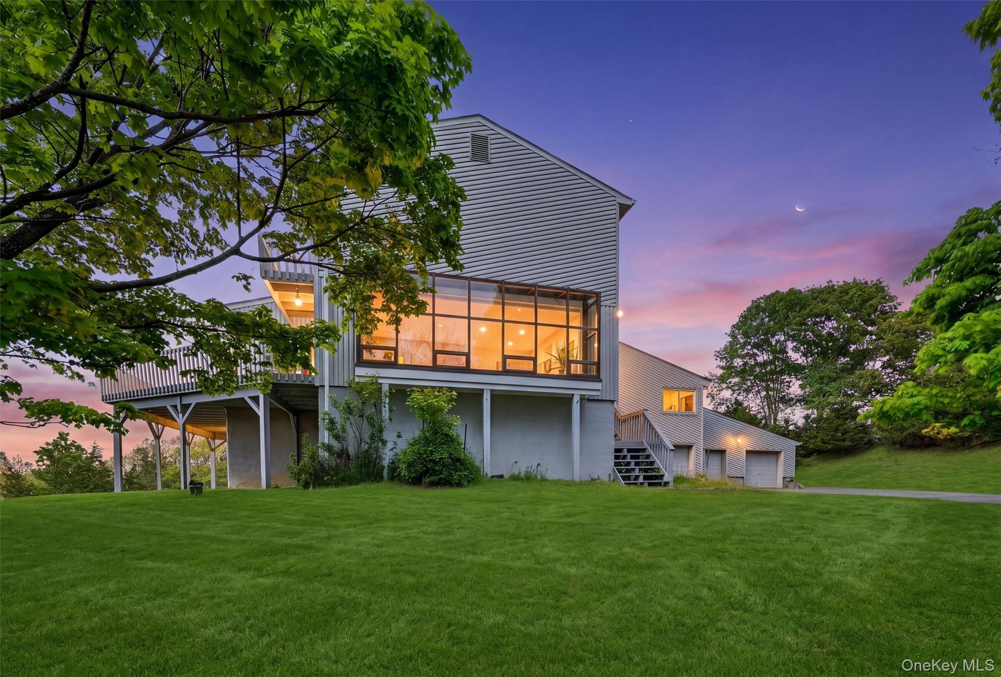 15 Deer Pond Drive