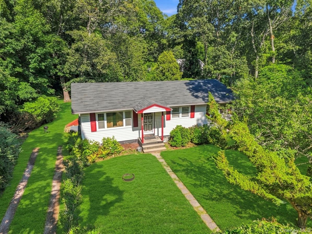 153 Huntington Crossway