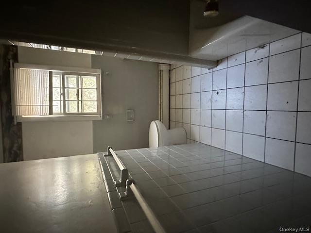 188 W Woodland Drive