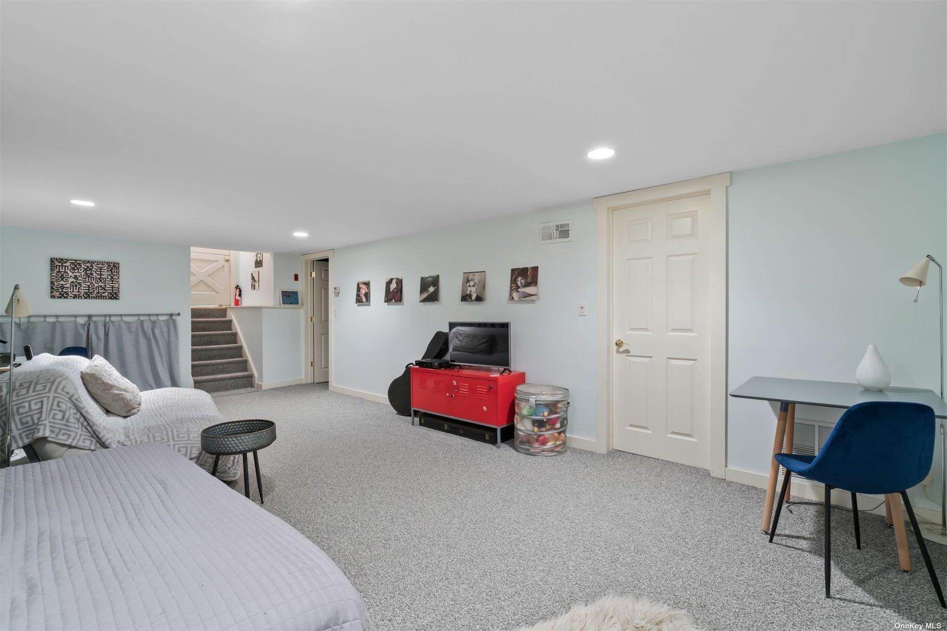 20 Sheep Lane, Locust Valley, New York image 21