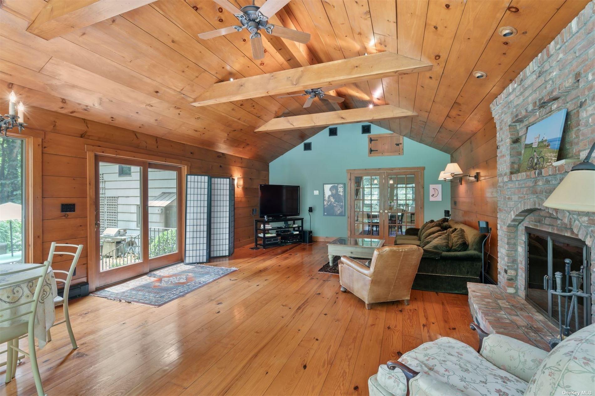 20 Sheep Lane, Locust Valley, New York image 14