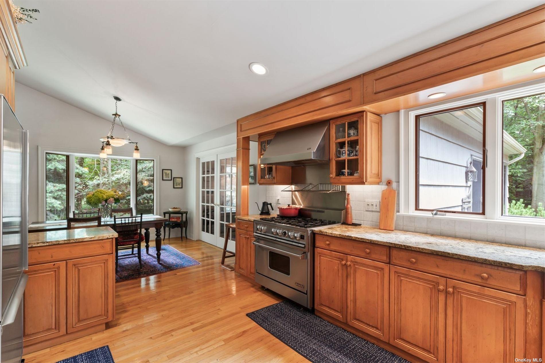 20 Sheep Lane, Locust Valley, New York image 12
