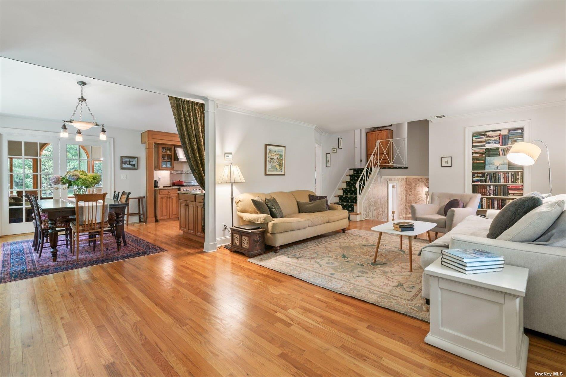 20 Sheep Lane, Locust Valley, New York image 8