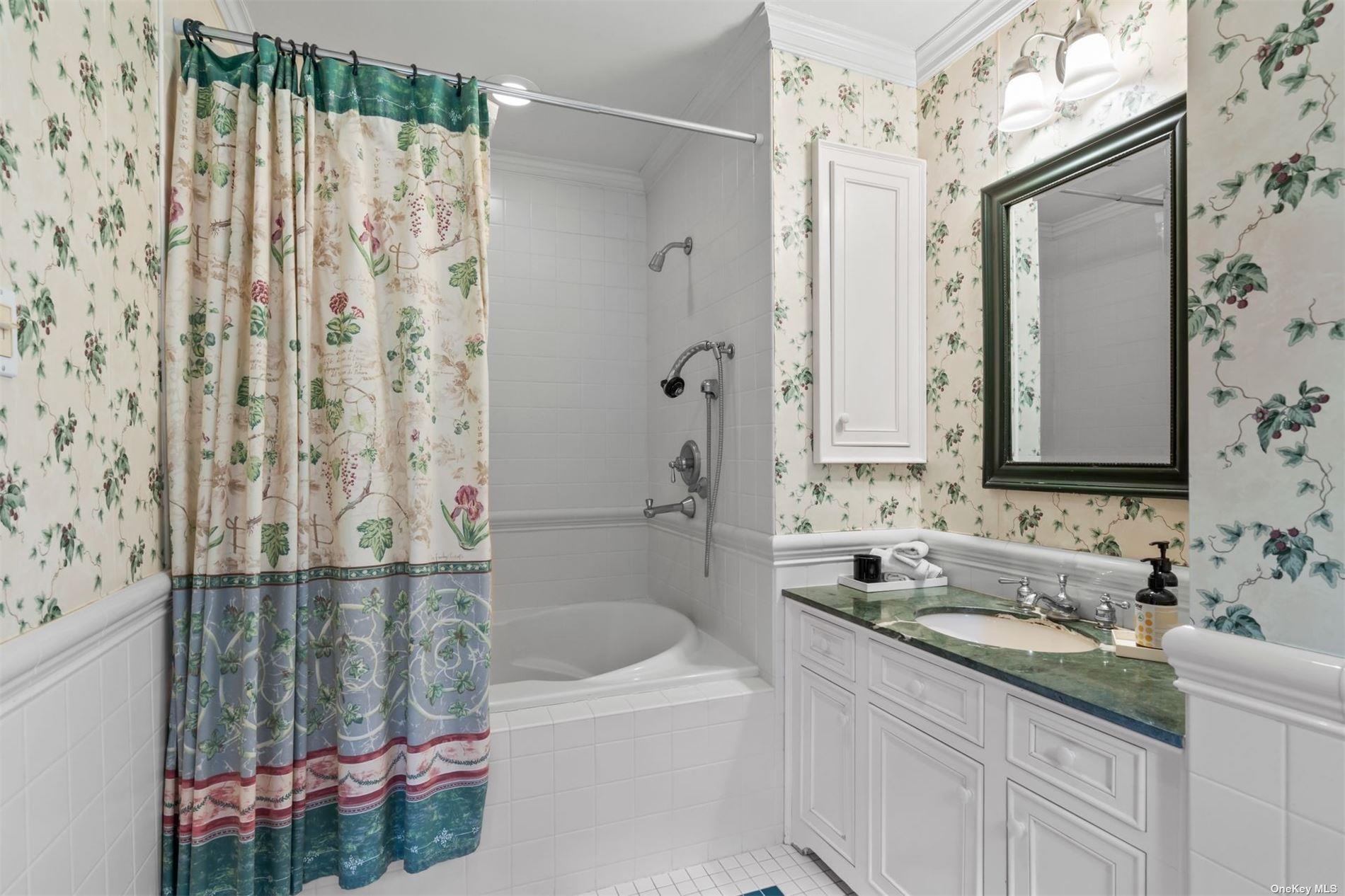 20 Sheep Lane, Locust Valley, New York image 17