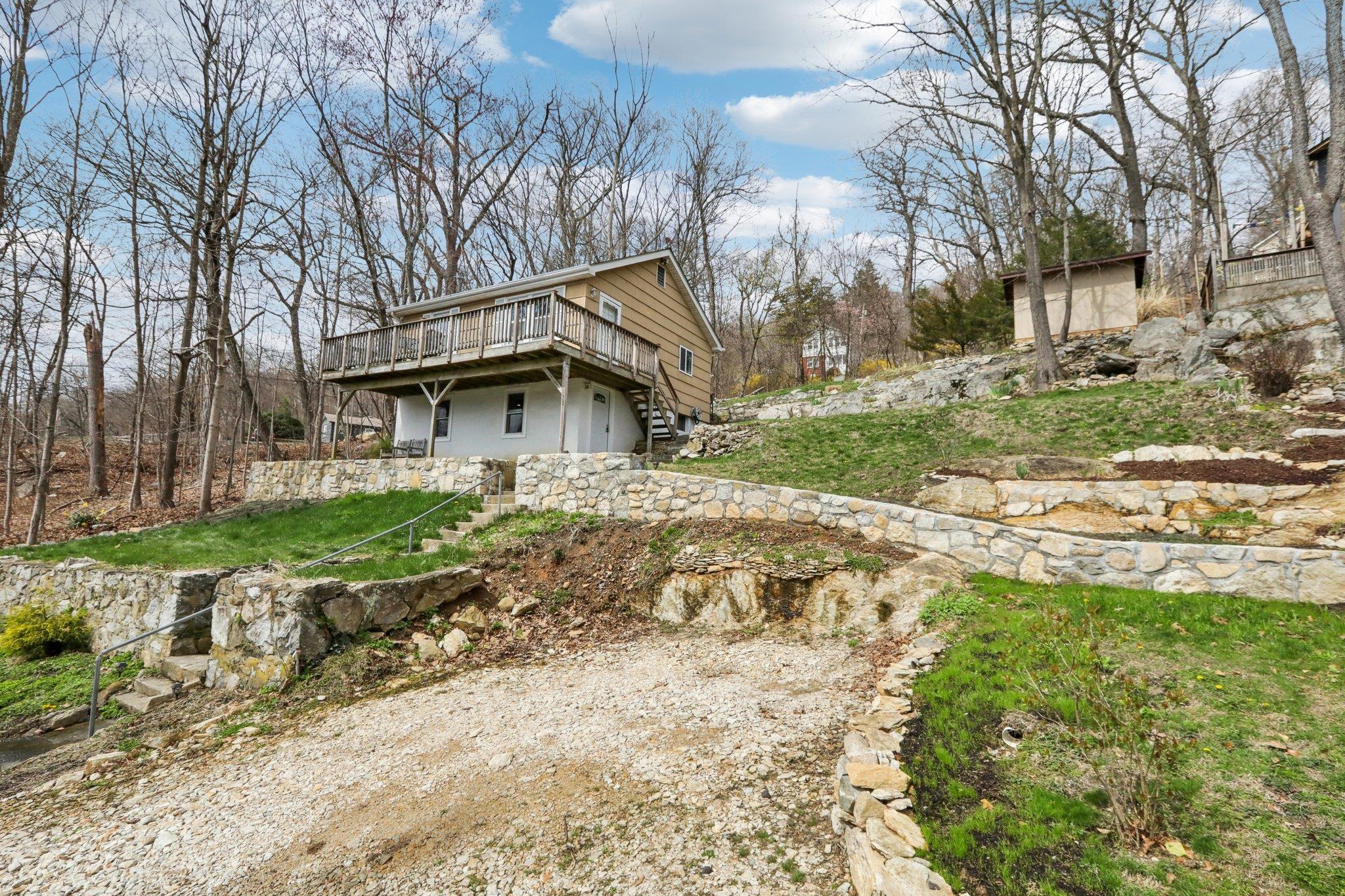324 Lake Drive, Lake Peekskill, New York image 30