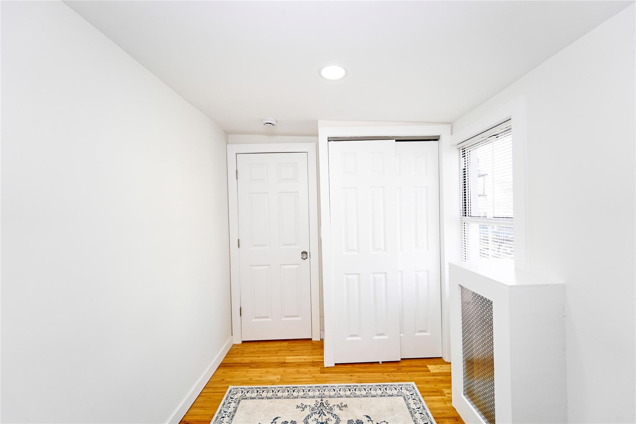 32 Thorne Avenue, Hempstead, New York image 5