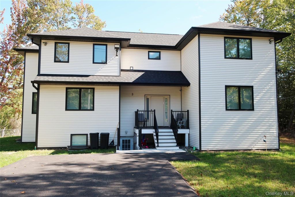 Photo of 3 Woodcliff Avenue, Monticello, NY 12701 (MLS # 946832)