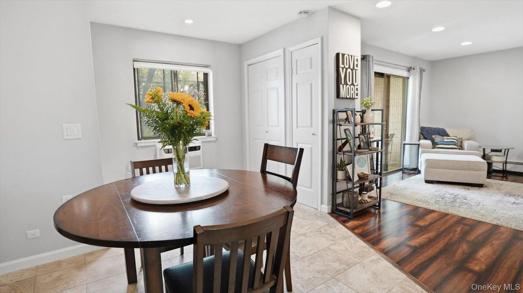 Photo of 65 Richmond Boulevard #1B, Ronkonkoma, NY 11779 (MLS # 998330)