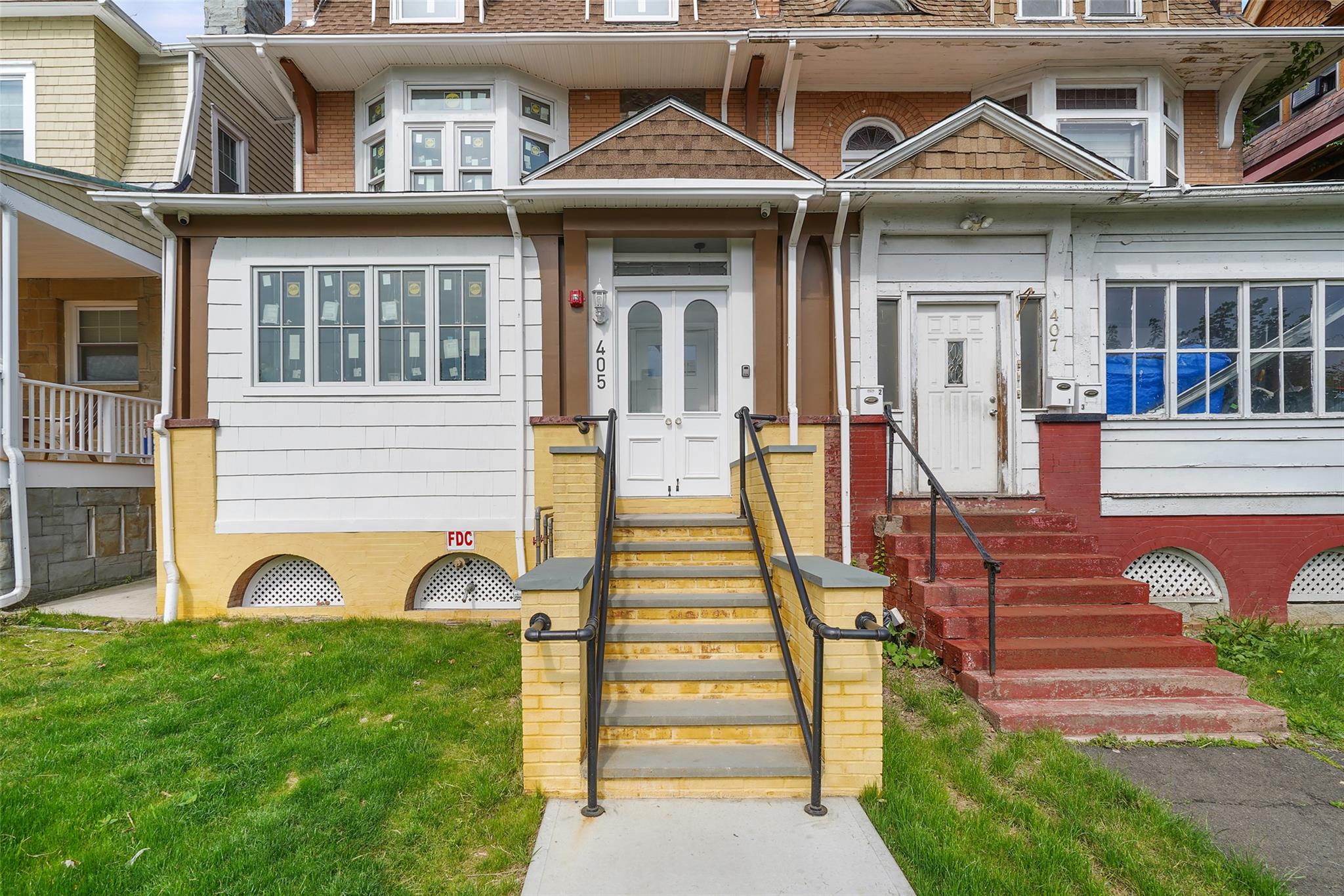 Grand Street 2, Newburgh, New York - 2 Bedrooms  
1 Bathrooms  
4 Rooms - 