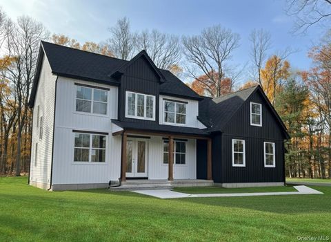 Homes For Sale - 45 Maple Hill Drive<br/> Millbrook, NY 12545