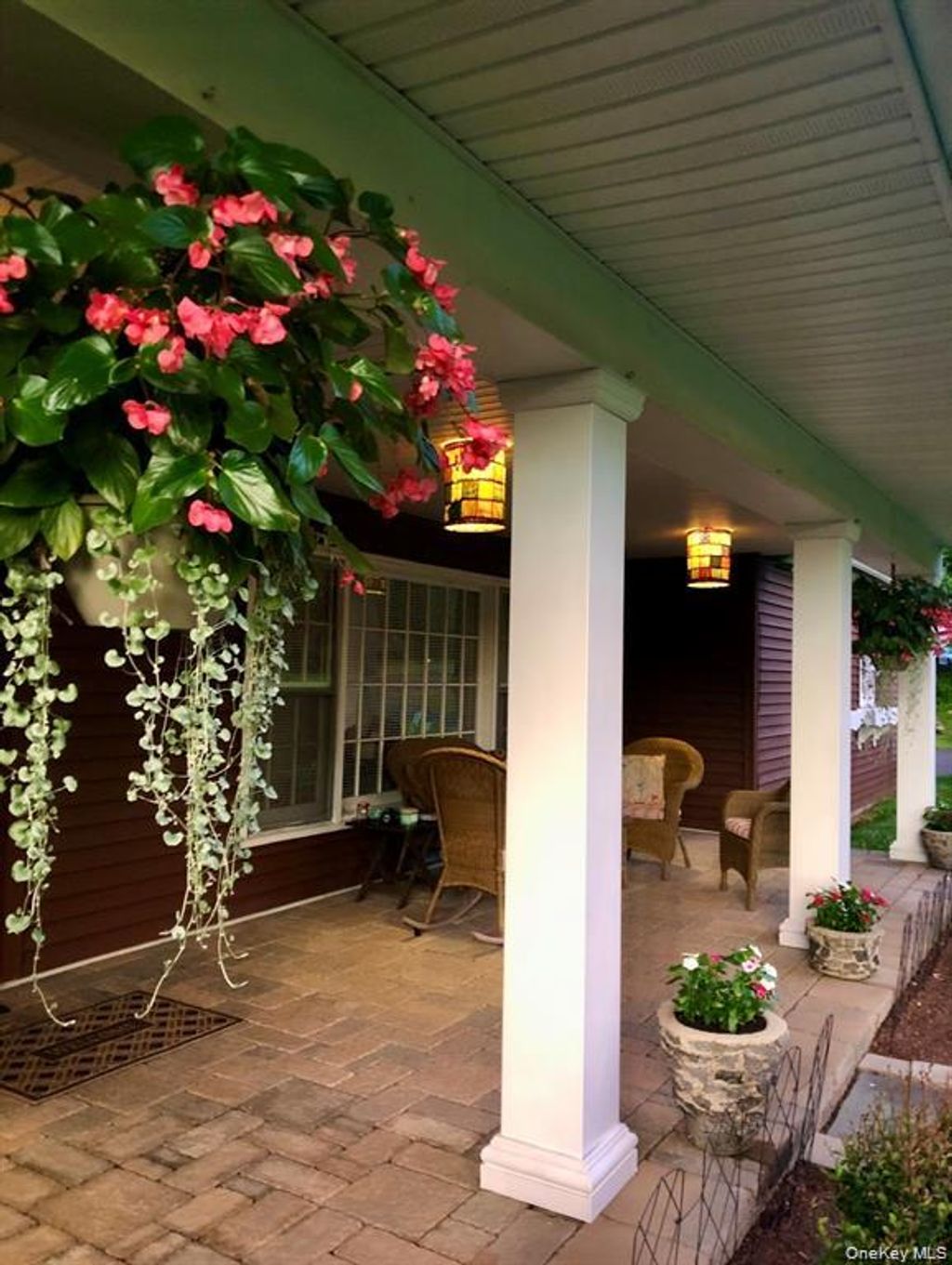 Photo of 10 LINDA Drive, Montebello, NY 10901 (MLS # 965914)