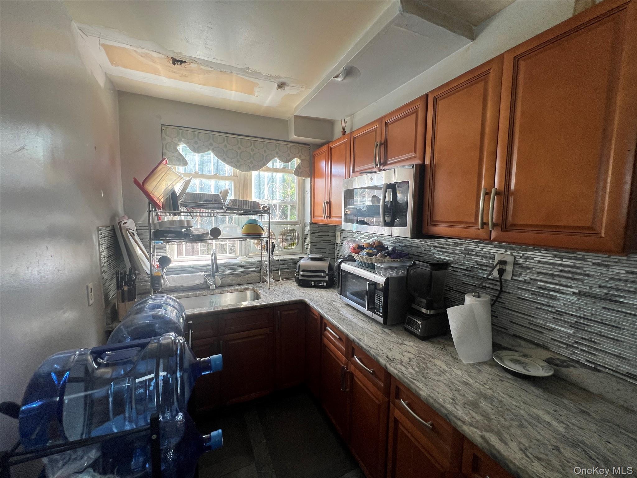 3316 Radcliff Avenue