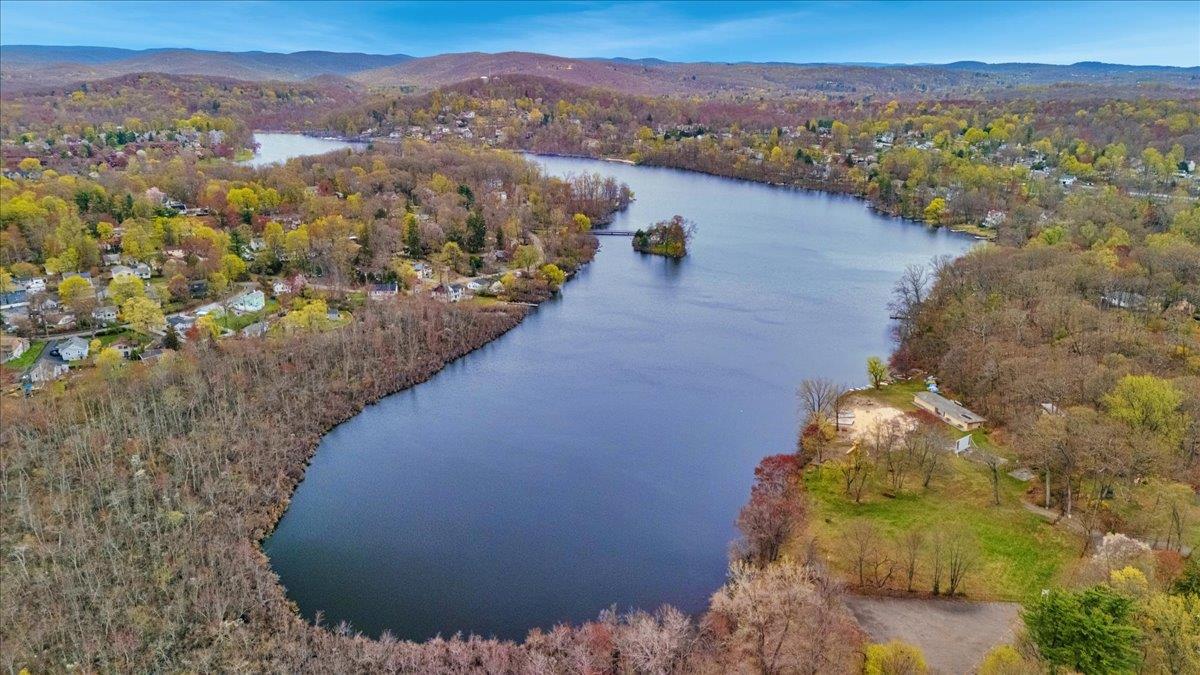 1697 Parmly Road, Mohegan Lake, New York image 50