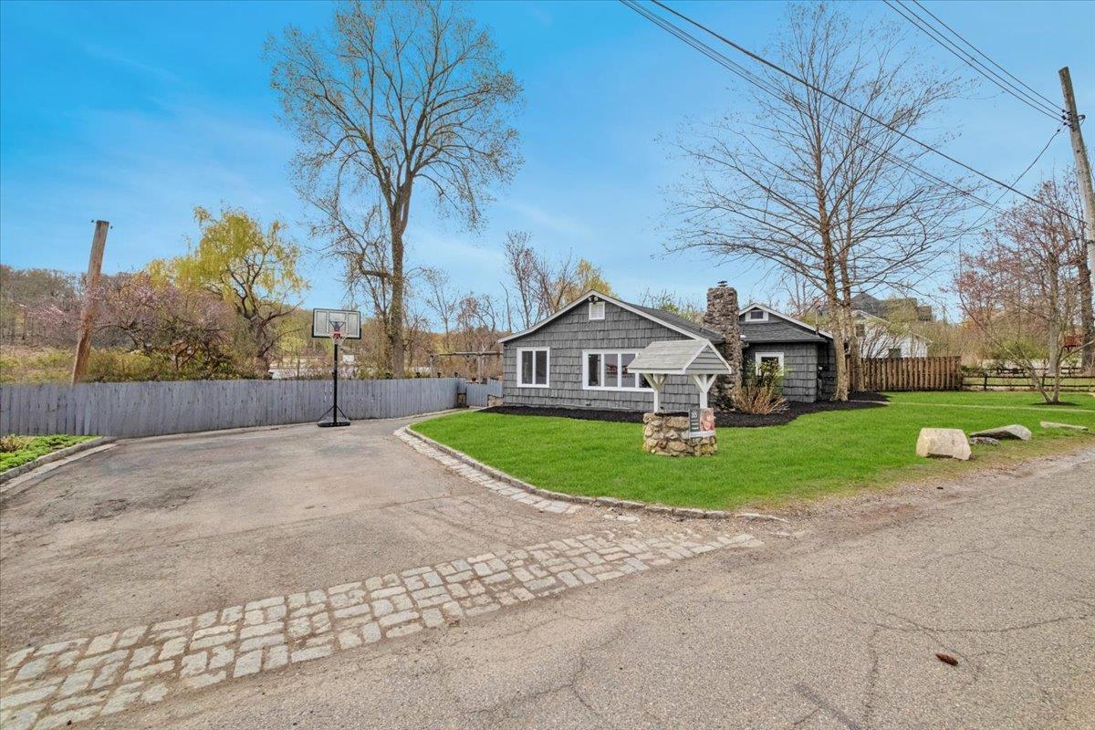 1697 Parmly Road, Mohegan Lake, New York image 35