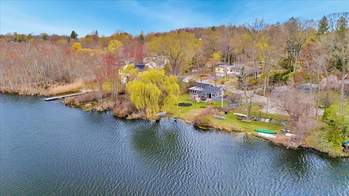1697 Parmly Road, Mohegan Lake, New York image 2