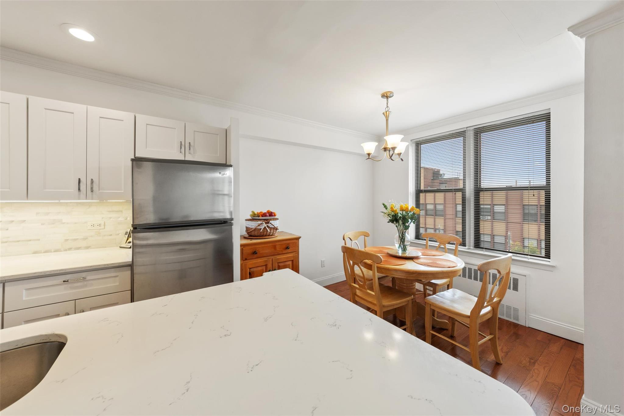1874 Pelham Parkway South 6M