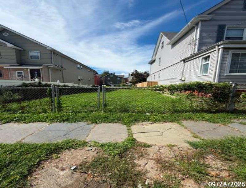 404 S 1st Avenue - Photo 2