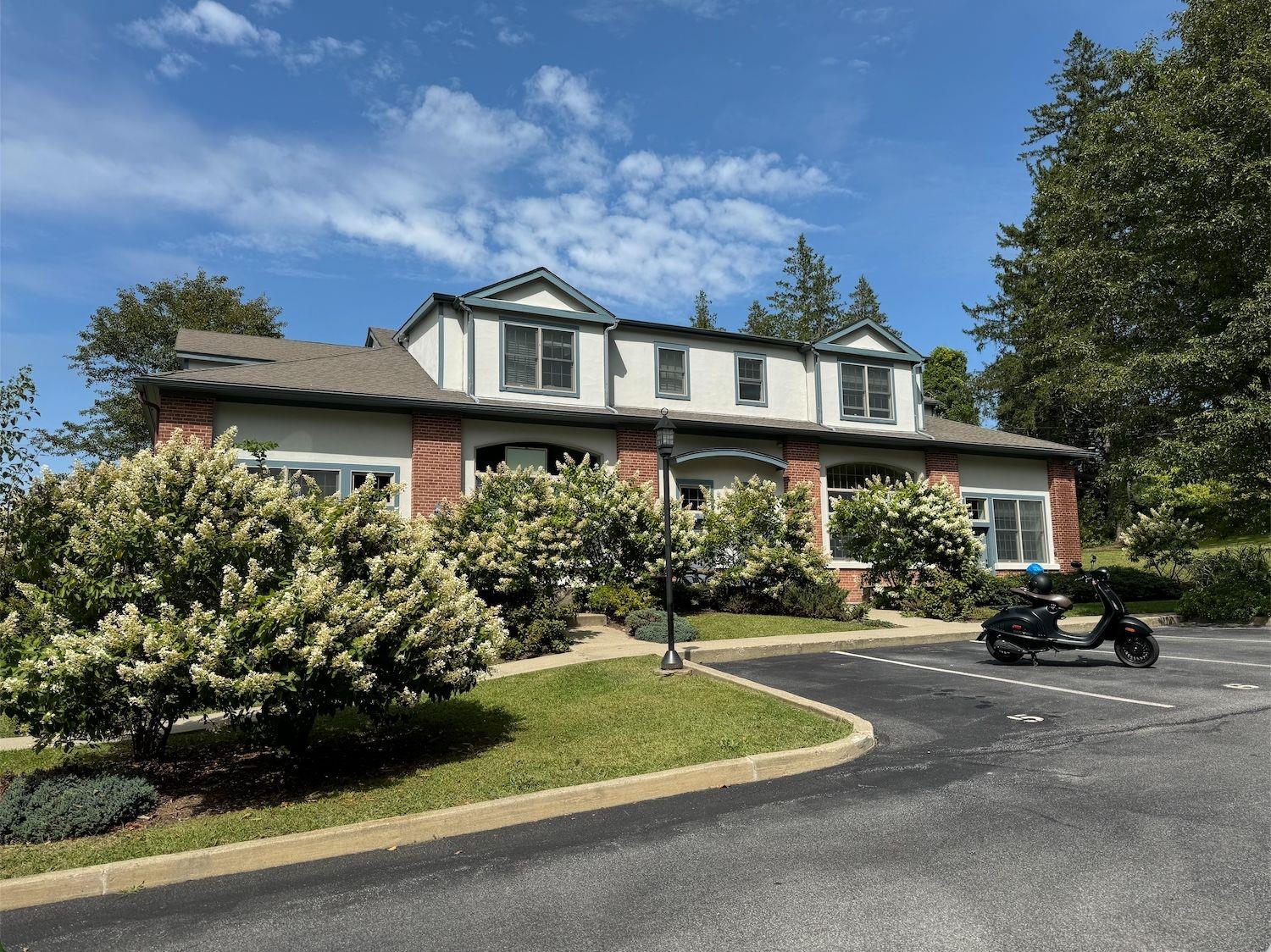 Rental Property at Bennett Common 7, Millbrook, New York - Bedrooms: 2 
Bathrooms: 3 
Rooms: 5  - $2,975 MO.