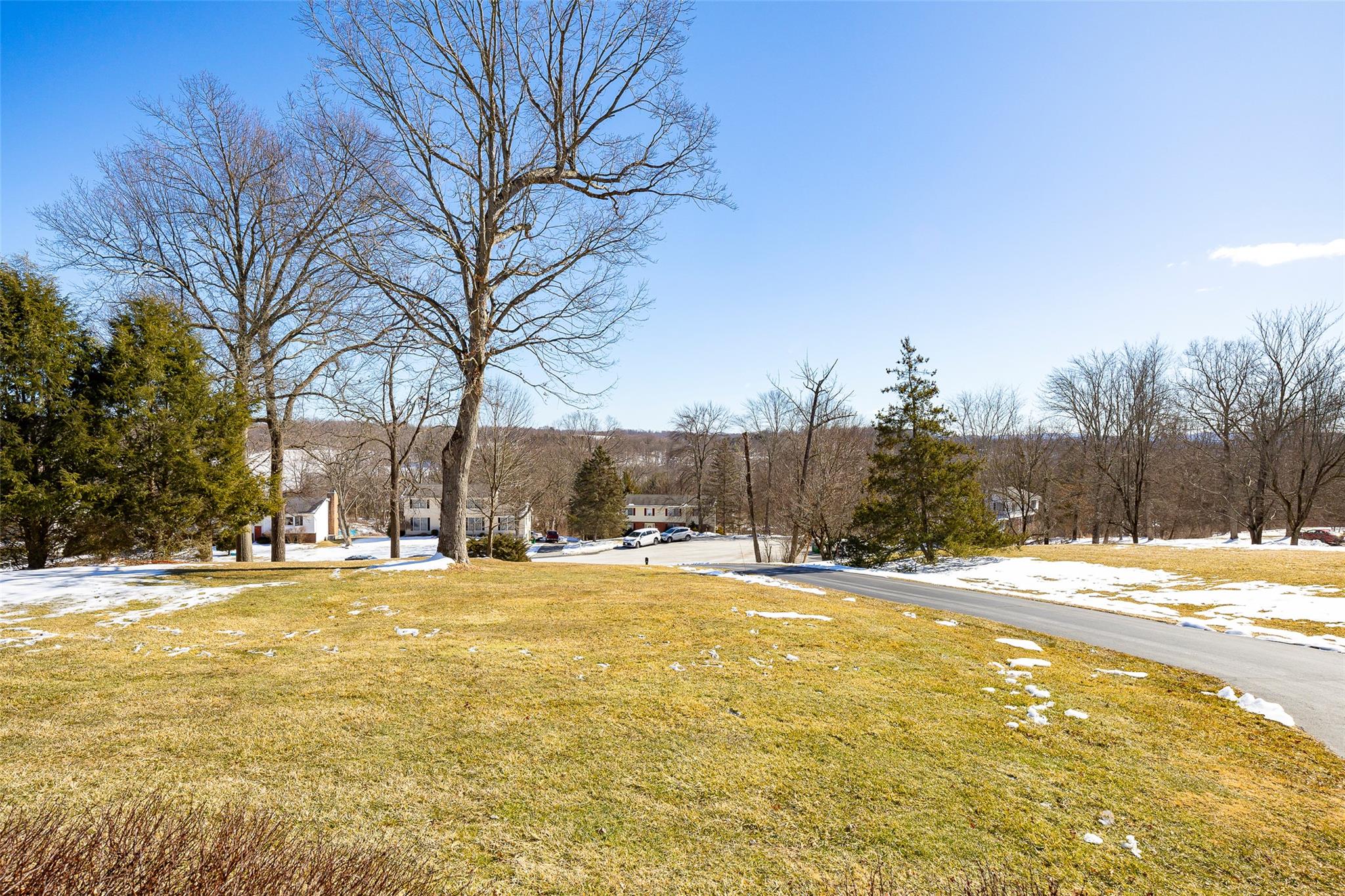 22 Four Winds Drive, Poughkeepsie, New York image 30