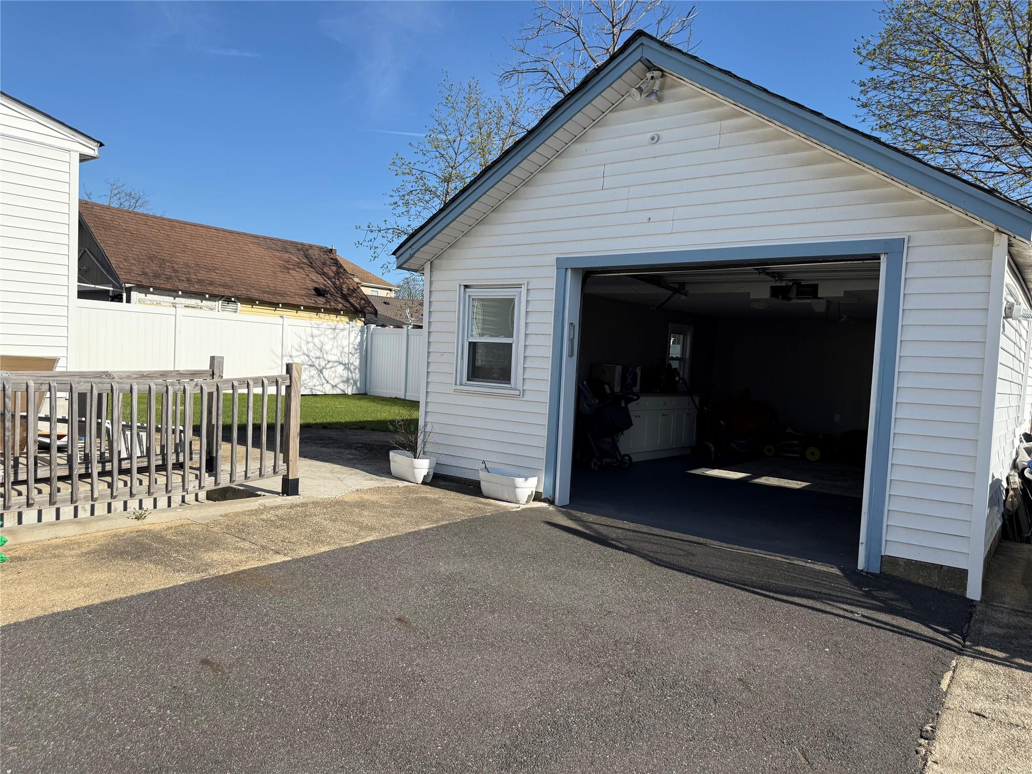 20 Woodside Avenue, Freeport, New York image 4