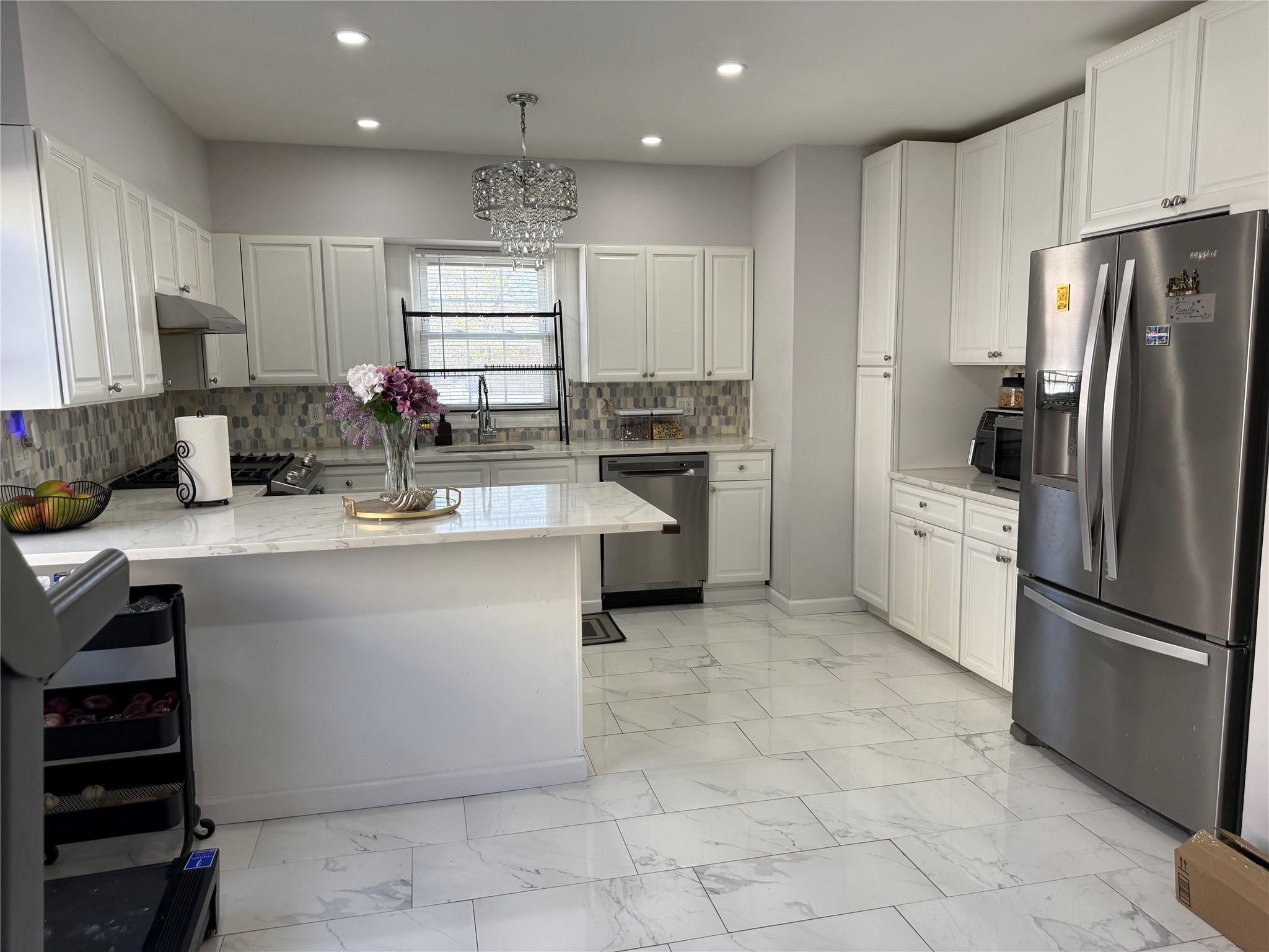 20 Woodside Avenue, Freeport, New York image 21