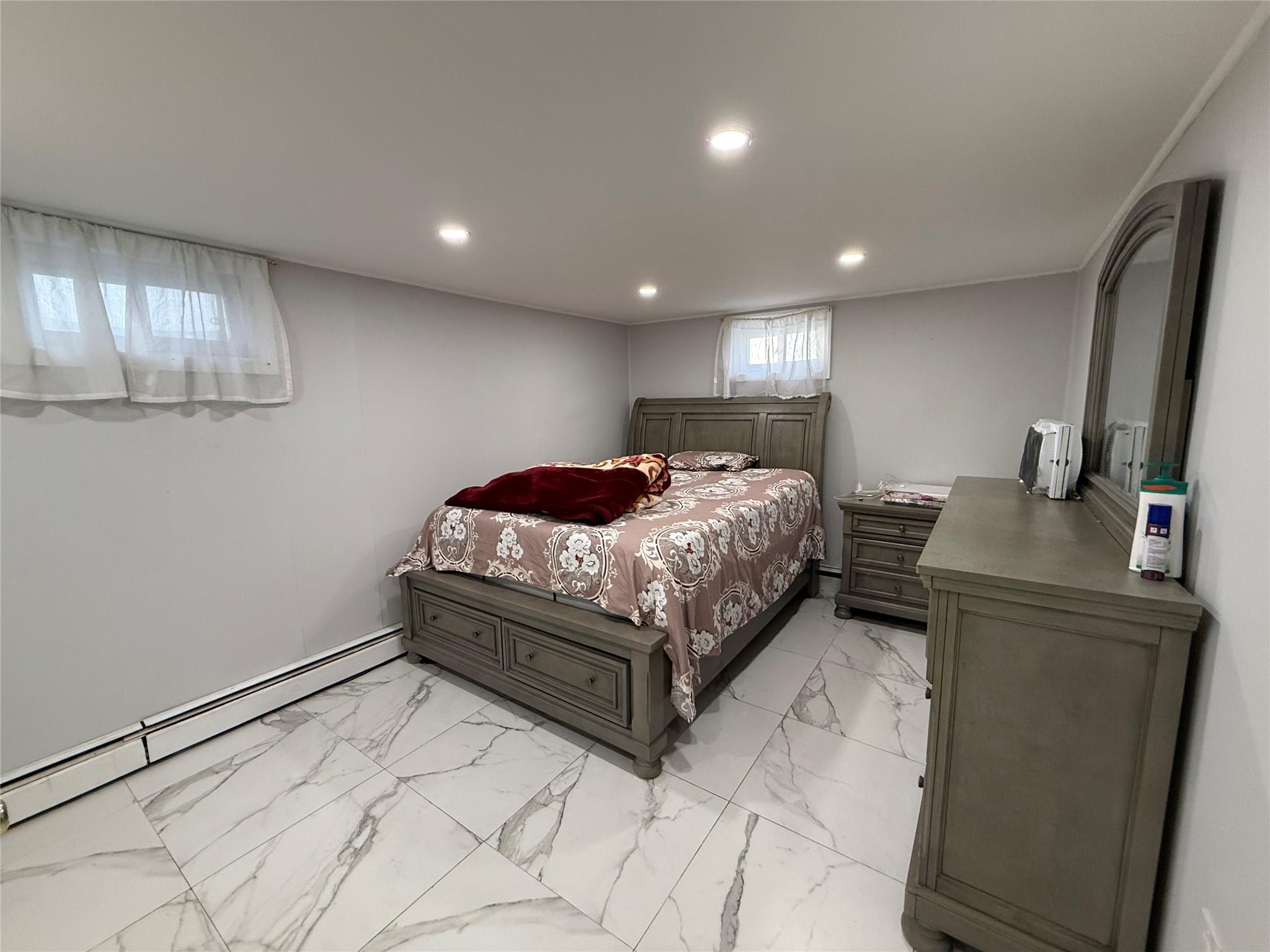 20 Woodside Avenue, Freeport, New York image 47