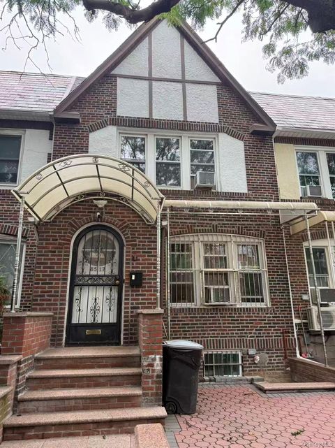 Photo of 85-17 66th Road, Rego Park, NY 11374 (MLS # 1020964)