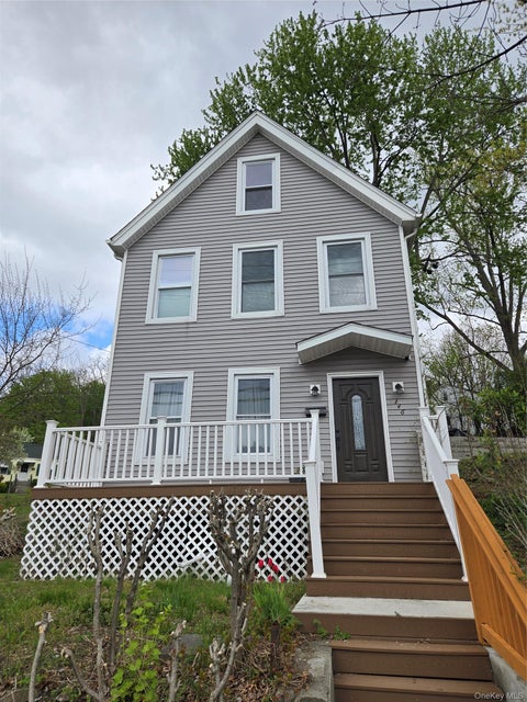 Homes For Sale - 146 Smith Street<br/> Poughkeepsie, NY 12601