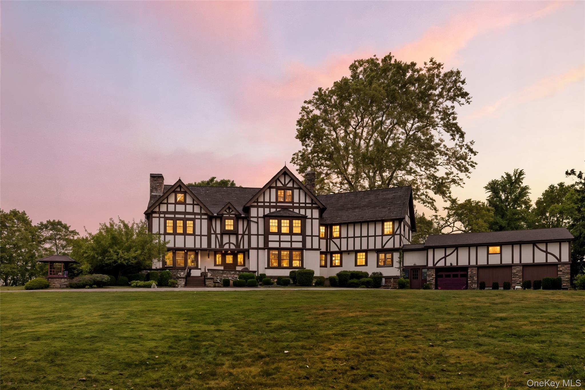 157 Arcadia Road