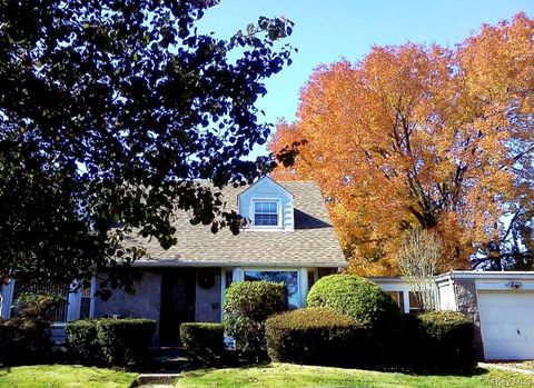 1 Herbert Drive New Hyde Park NY 11040