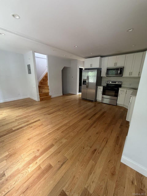 Apartment For Rent - 2760 Bainbridge Avenue #2ND FLOOR<br/> Bronx County, Bronx, NY 10458