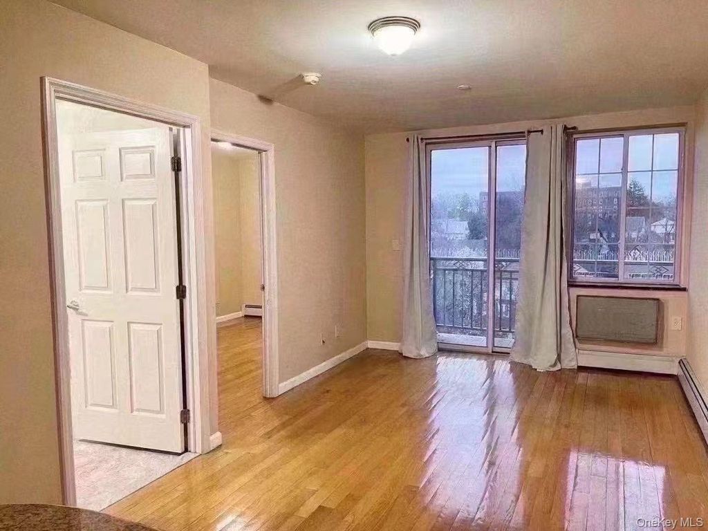 Photo of 3122 Union Street #6A, Flushing, NY 11354 (MLS # 994002)