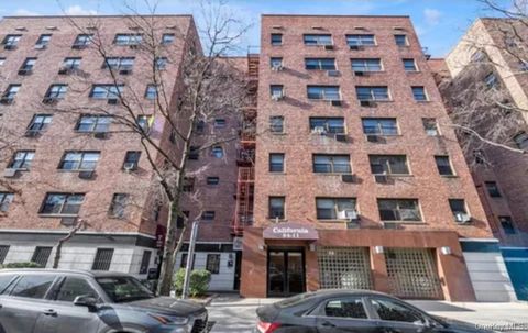 Photo of 94-11 60th Avenue #4A, Elmhurst, NY 11373 (MLS # 917909)