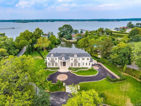 566 E Shore Road Great Neck NY 11024