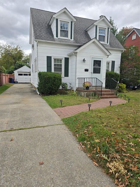Photo of 1501 Kenneth Avenue, North Baldwin, NY 11510 (MLS # 926926)