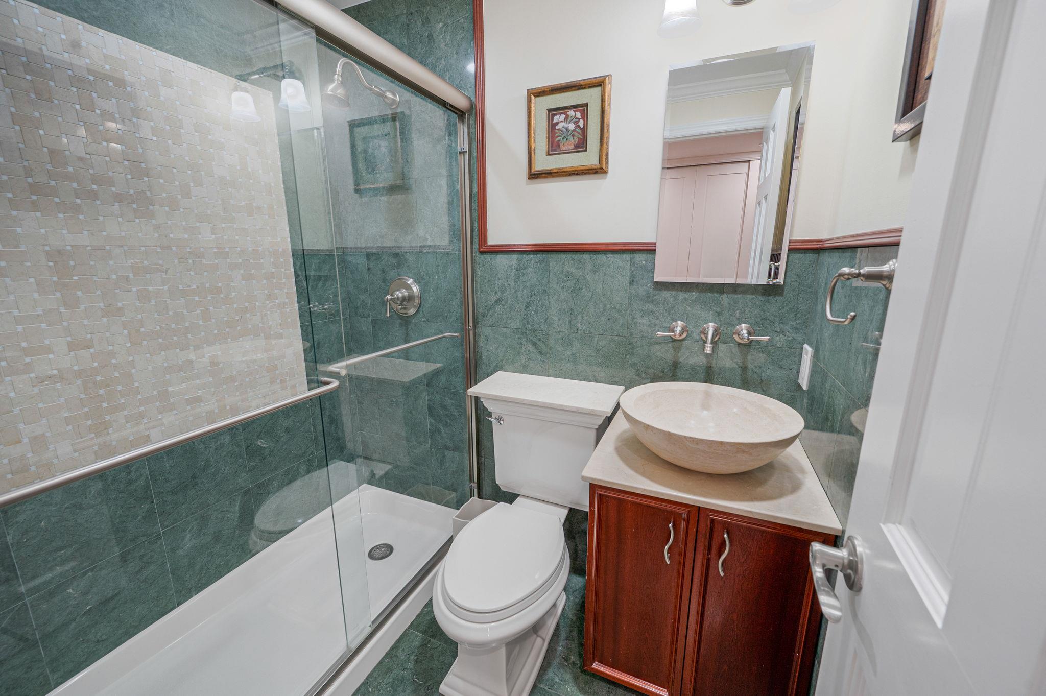 320 East Drive, Copiague, New York image 19