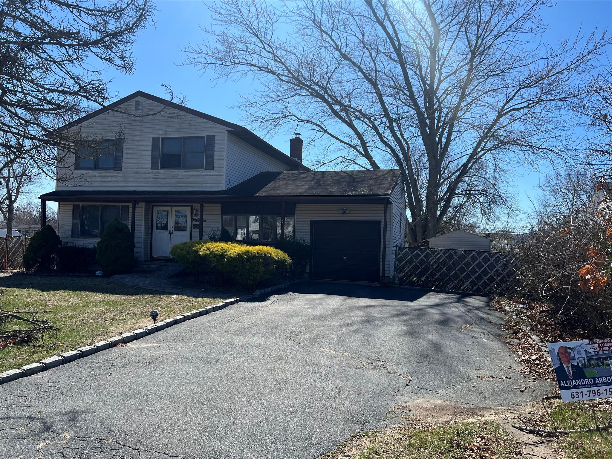 56 Noble Street, Brentwood, New York image 5