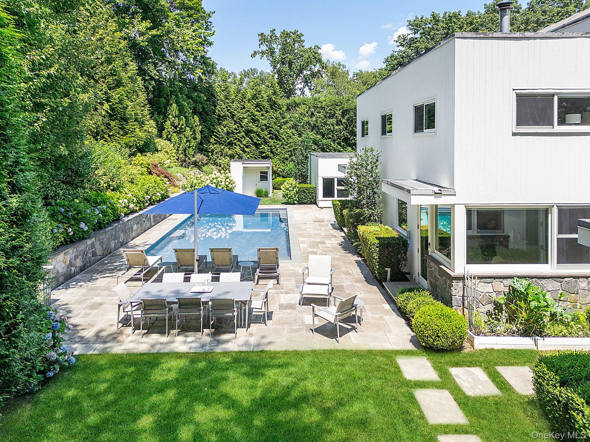 91 Chestnut Hill Lane