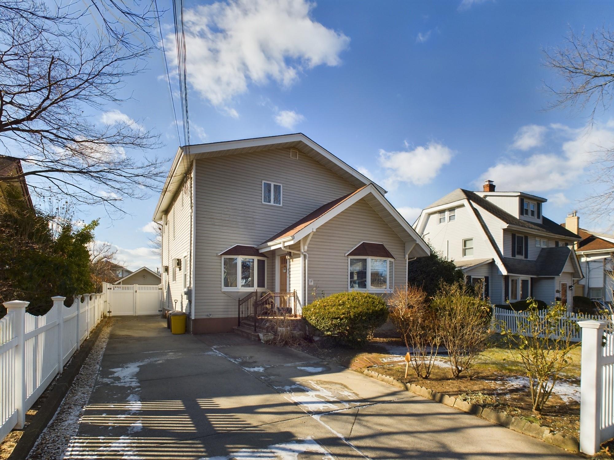 63 Sunset Avenue, Lynbrook, New York image 1