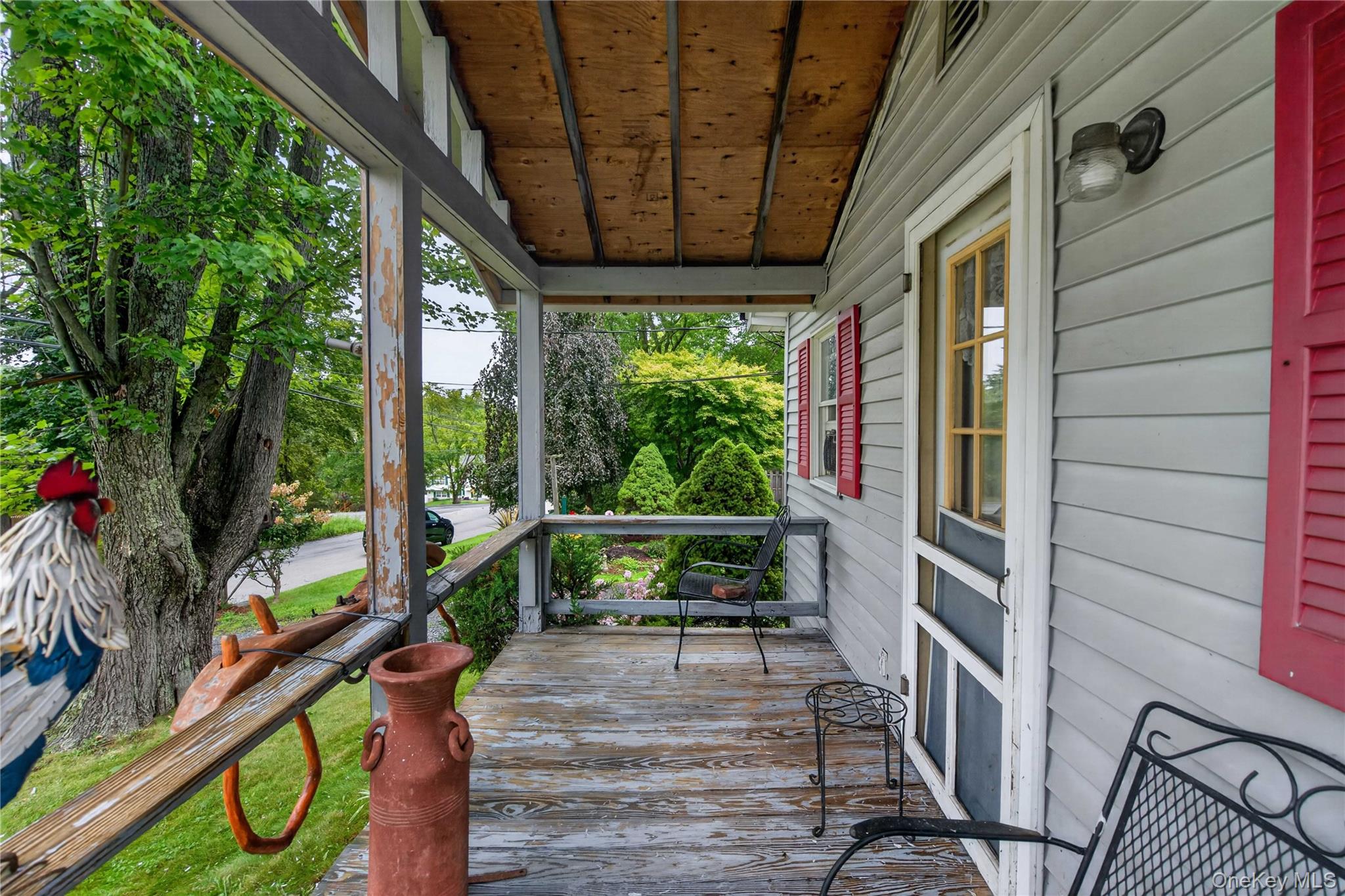 33 E Crossman Avenue