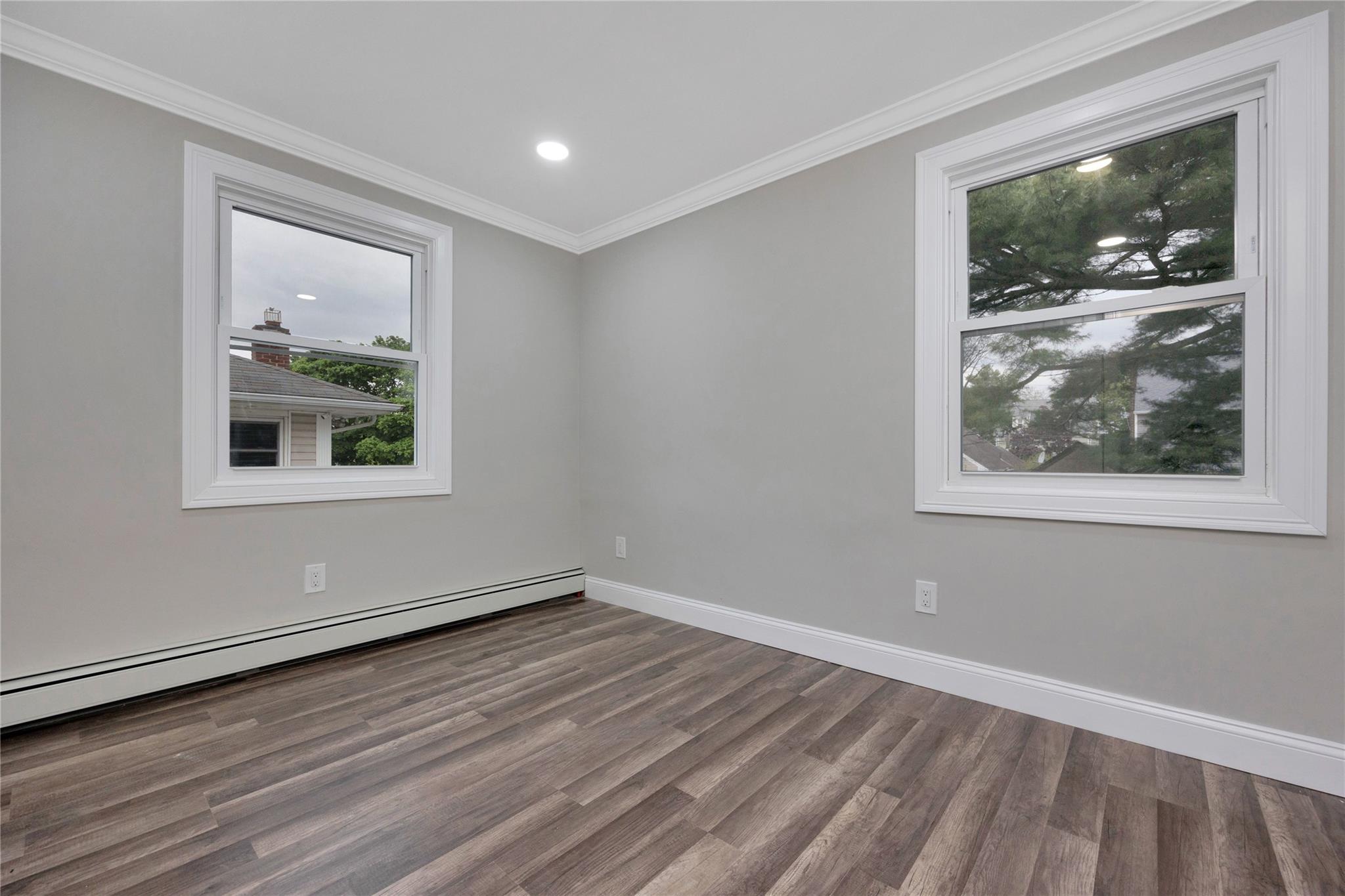 95 Marvin Avenue, Hempstead, New York image 27