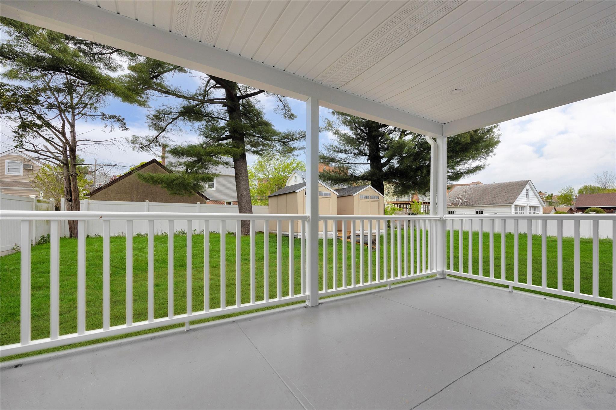 95 Marvin Avenue, Hempstead, New York image 5