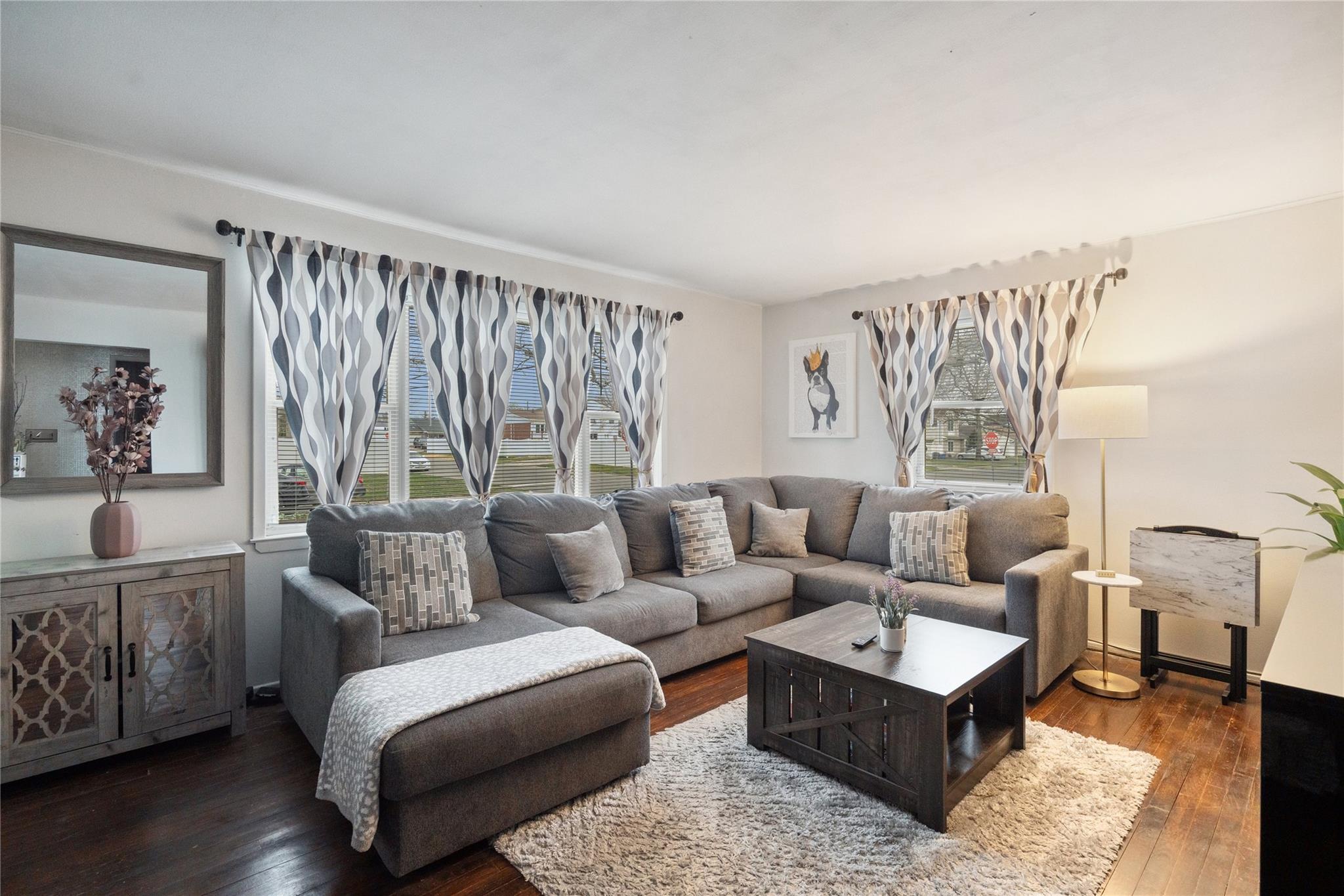 272 W. 16th Street, Deer Park, New York image 4