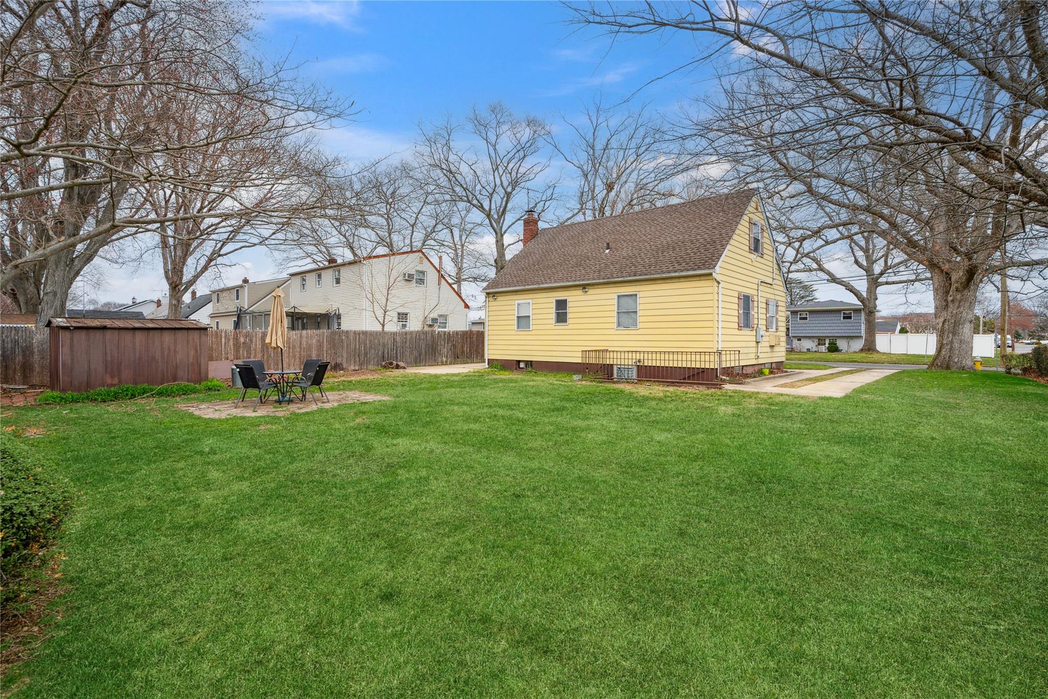 272 W. 16th Street, Deer Park, New York image 15