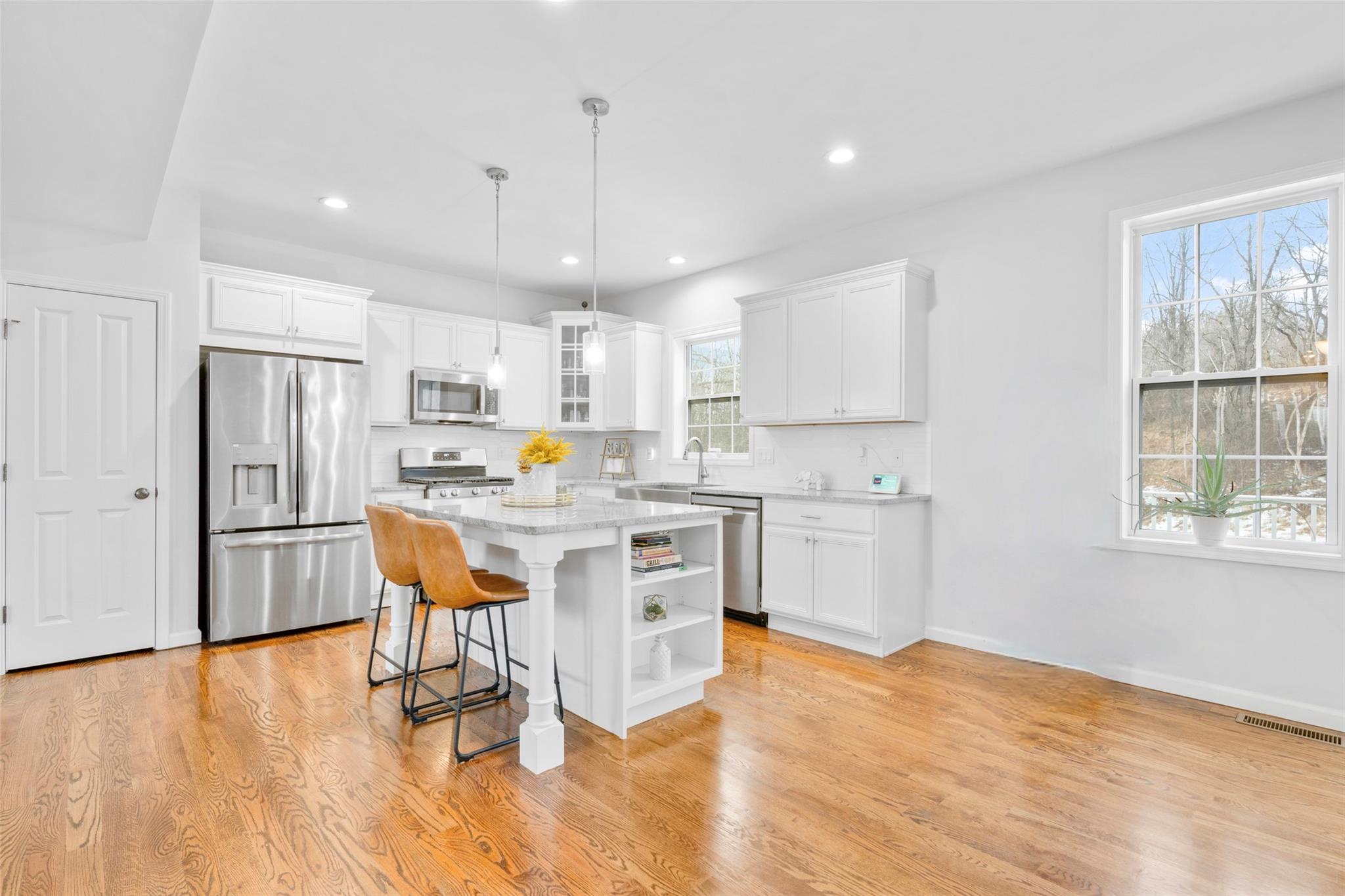 13 Hopkins Court, Washingtonville, New York image 6