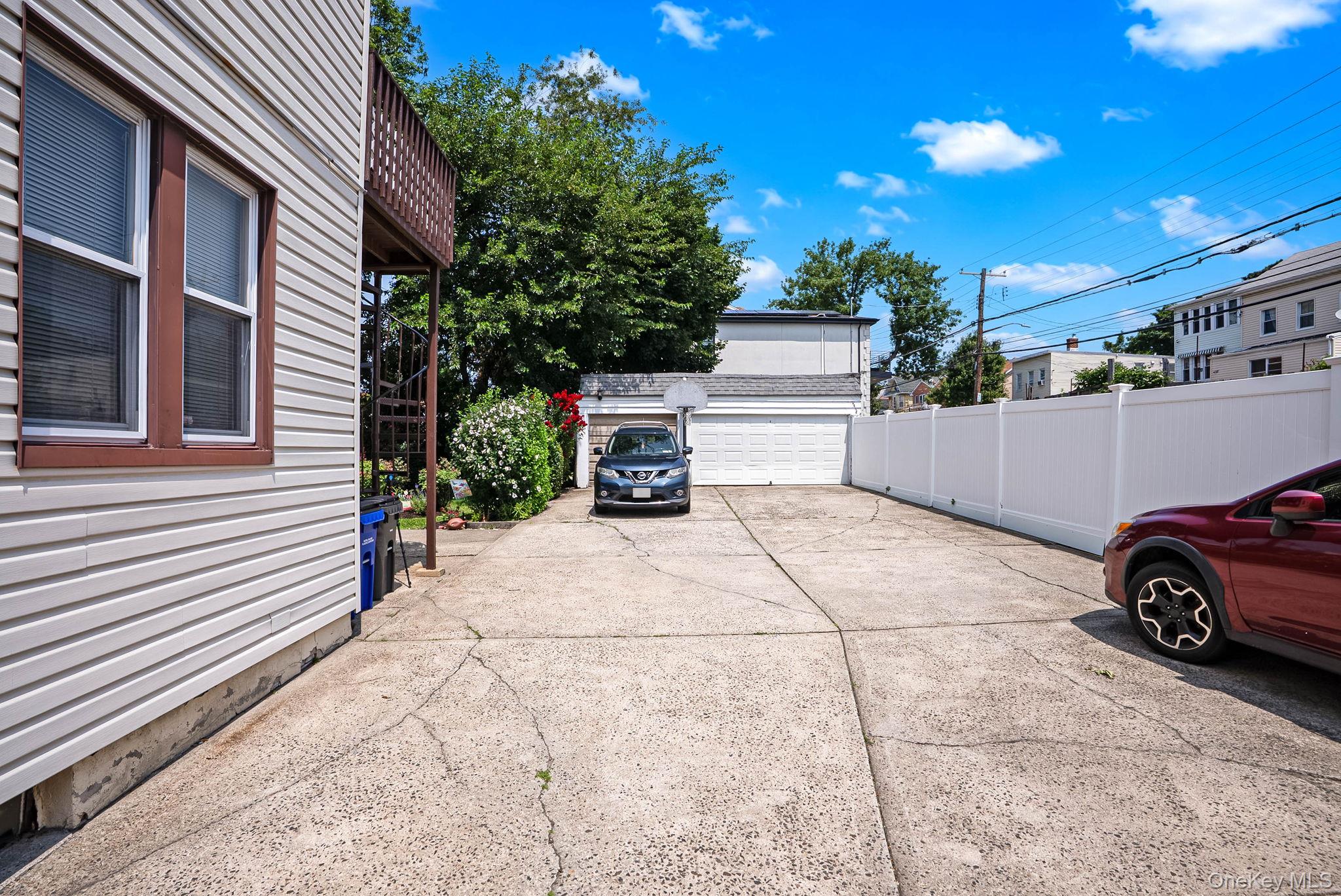 122-15 23rd Avenue - Photo 4