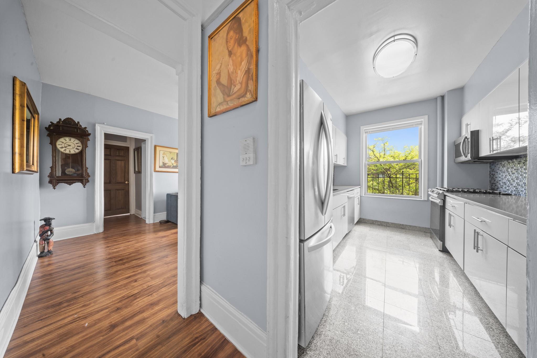 Property for Sale at 40 Street F32, Sunnyside, Queens, NY - Bedrooms: 1 
Bathrooms: 1 
Rooms: 3  - $399,999